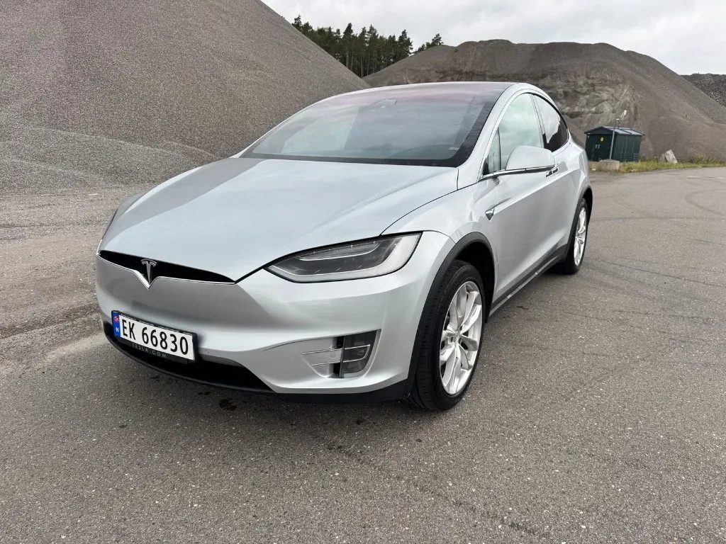 Tesla Model X som DNN BIL AS tidligere har anskaffet og levert